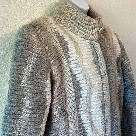 80s Vintage Aurora International by Abbmoor Heavy Knit jacket - Picture 5 of 16